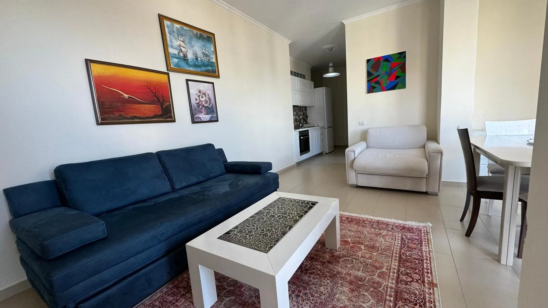 Sunset Apartment Vlorë 0*,  阿尔巴尼亚